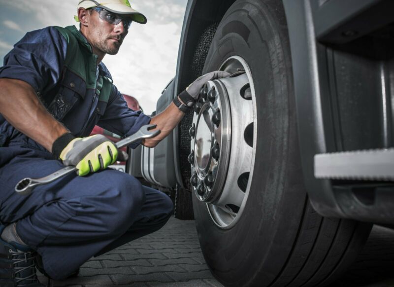 Tire Service | Mobile Tire Repair in or near you!